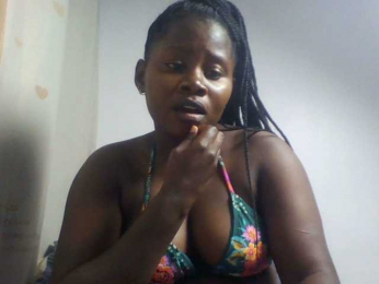 Loviepaula webcam bongacams model stream image