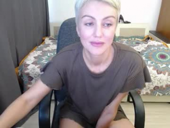 women_pleasures webcam chaturbate model stream image