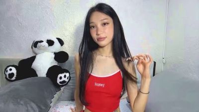 LorileeZolla webcam model stream image