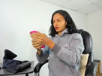 aisha_hotts777 webcam model stream image