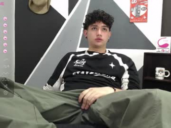 lion_zaynt webcam model stream image