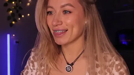 Blondie_Bunny webcam model stream image