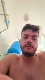 Cazzone22xx webcam model stream image