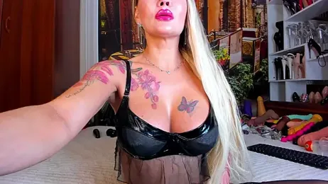 NikkaHOTx webcam model stream image