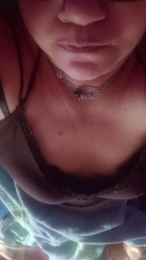 gustogusto1 webcam model stream image