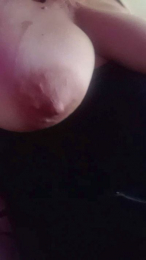 gustogusto1 webcam cam4 model stream image