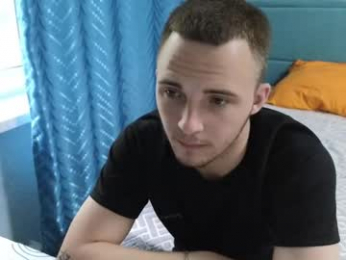 golden_boyyy21 webcam model stream image