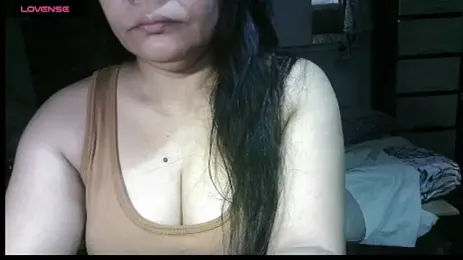 Hotpinay43 webcam stripchat model stream image