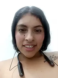 Fox_Roxxan webcam model stream image