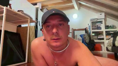 Boy_underyou webcam model stream image