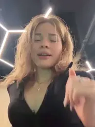 SMELLSEX webcam stripchat model stream image