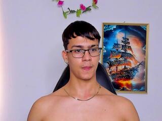 David William webcam model stream image