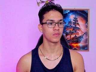 David William webcam model stream image