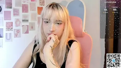 milkMorii webcam model stream image