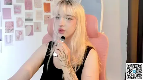 milkMorii webcam model stream image