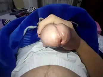 Mo_BigMeat webcam model stream image