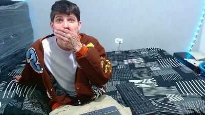 Hot_Couple_21K webcam model stream image