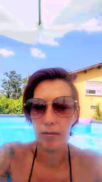 Missclea webcam model stream image