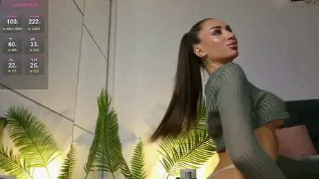 JuliaQuin webcam model stream image