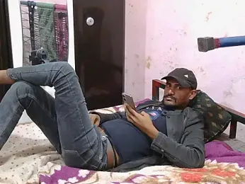 HotXKrish webcam model stream image