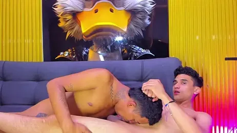 Deivyhot22 webcam model stream image