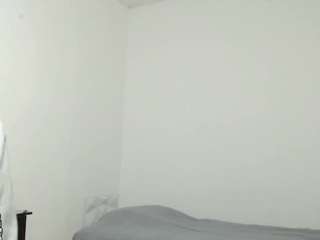 ultrailuminated webcam model stream image
