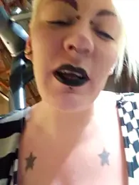 PinkTheHawk webcam model stream image