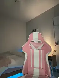 Ella-Blue webcam model stream image