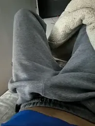 Edu235 webcam model stream image