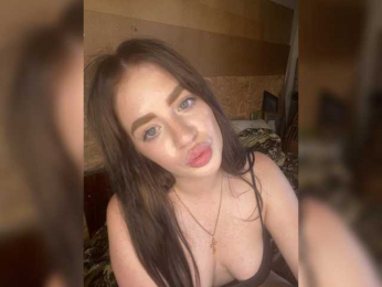 Katrisha0001 webcam model stream image