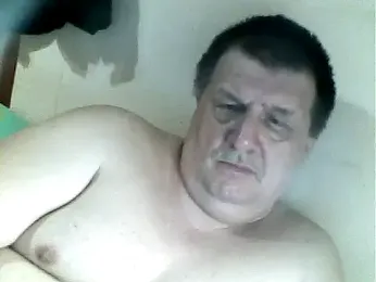 Vyrtous579 webcam stripchat model stream image