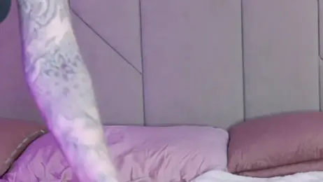 Touch_me webcam model stream image