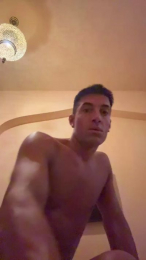 Yhuya webcam cam4 model stream image