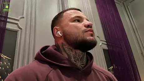 OliverSport webcam stripchat model stream image