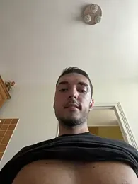 Mikl360 webcam model stream image