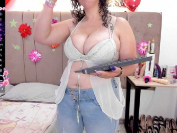 Zalymature webcam bongacams model stream image