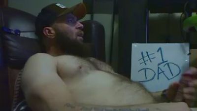 Number1dad_ webcam model stream image