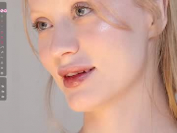 cute_shine webcam model stream image