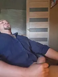 Foxyshaved webcam model stream image