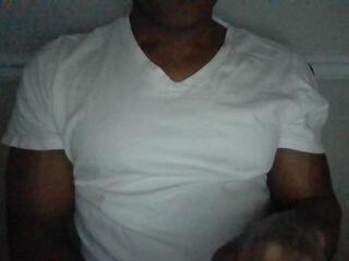 Compton Cali webcam model stream image
