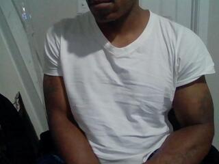 Compton Cali webcam model stream image