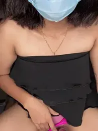 Hotalliee webcam model stream image