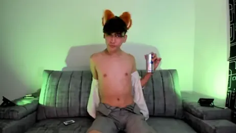 Adriien19 webcam model stream image