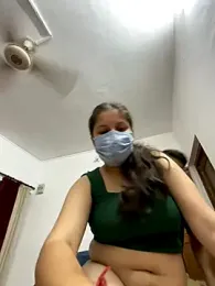 cute_riya098 webcam model stream image