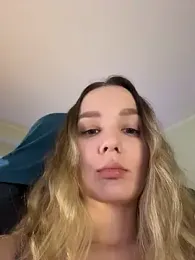starry_moon webcam model stream image