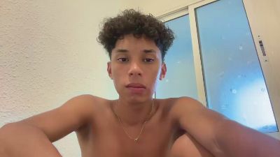 xeanpiere webcam cam4 model stream image