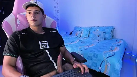 Adrian_Prime_ webcam model stream image