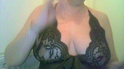 luellax2 webcam model stream image