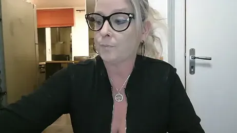 lilie69 webcam stripchat model stream image