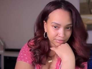 sashaishere webcam model stream image